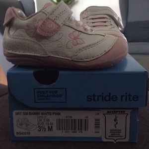 StrideRite Bambi white/pink girls3.5M walking shoe